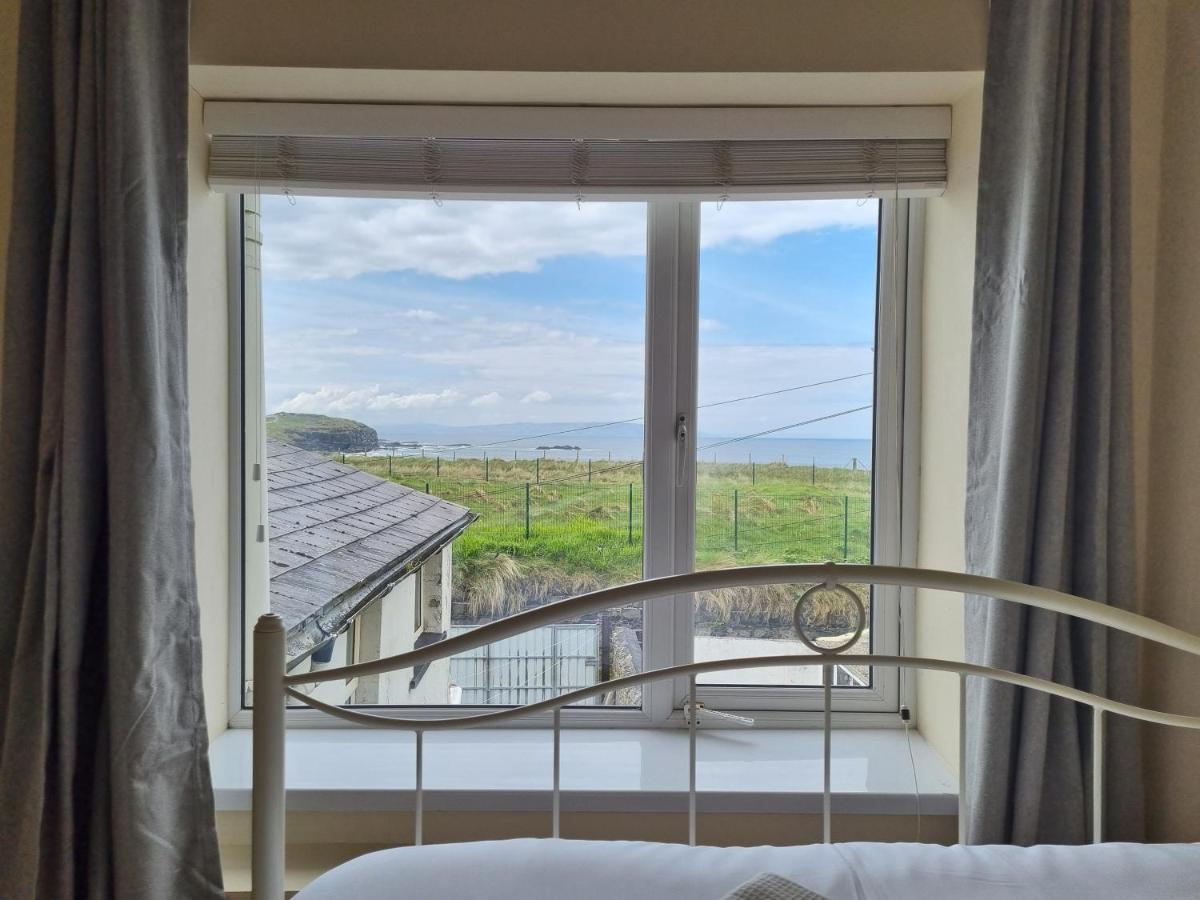 5 West Beach - Portrush By The Sea Exterior photo