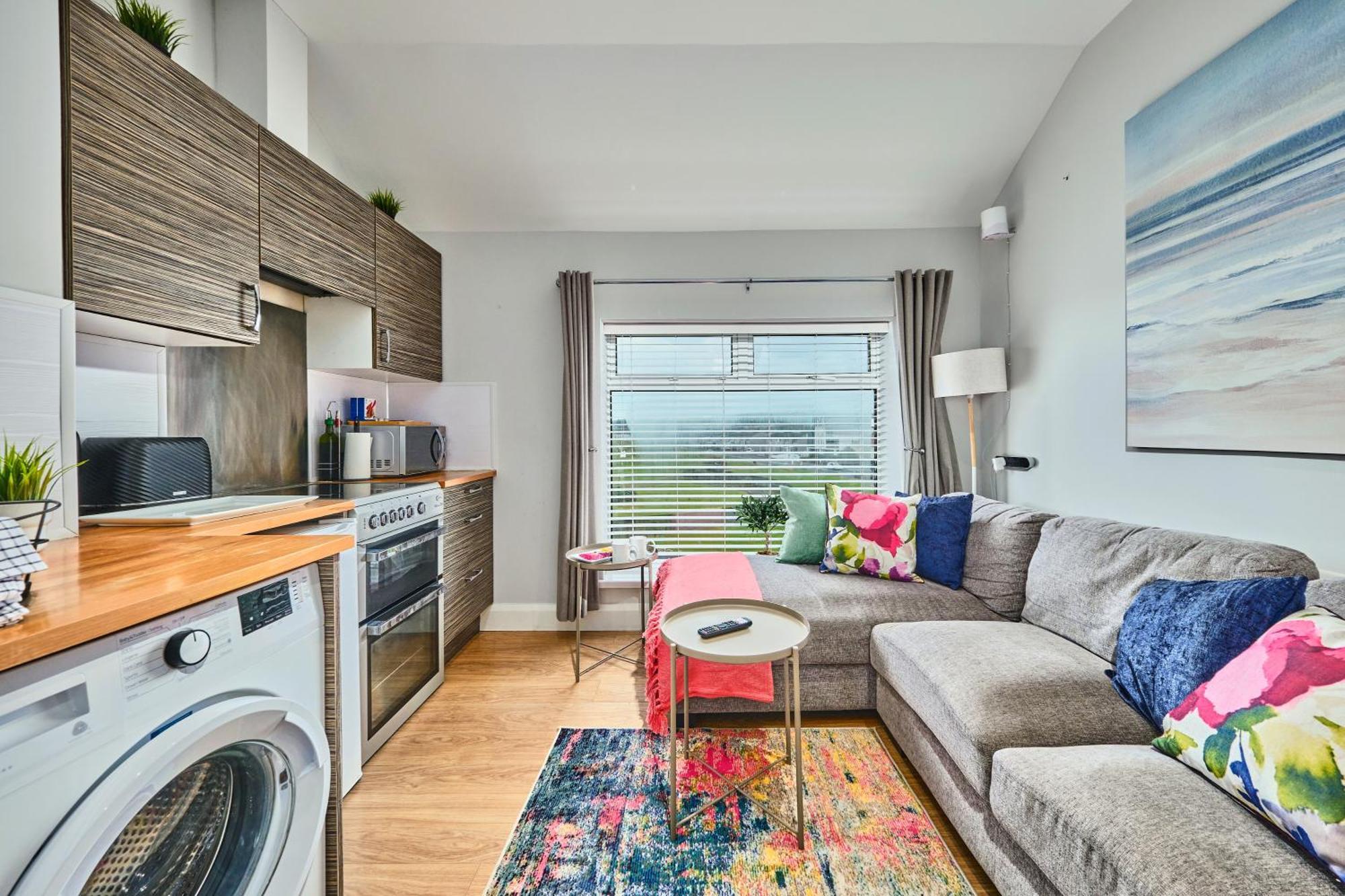5 West Beach - Portrush By The Sea Exterior photo